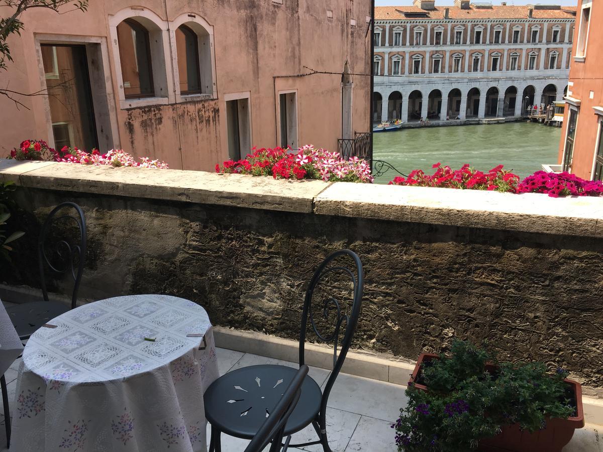 Palazzo Lion Morosini - Check In Presso Locanda Ai Santi Apostoli Βενετία Εξωτερικό φωτογραφία