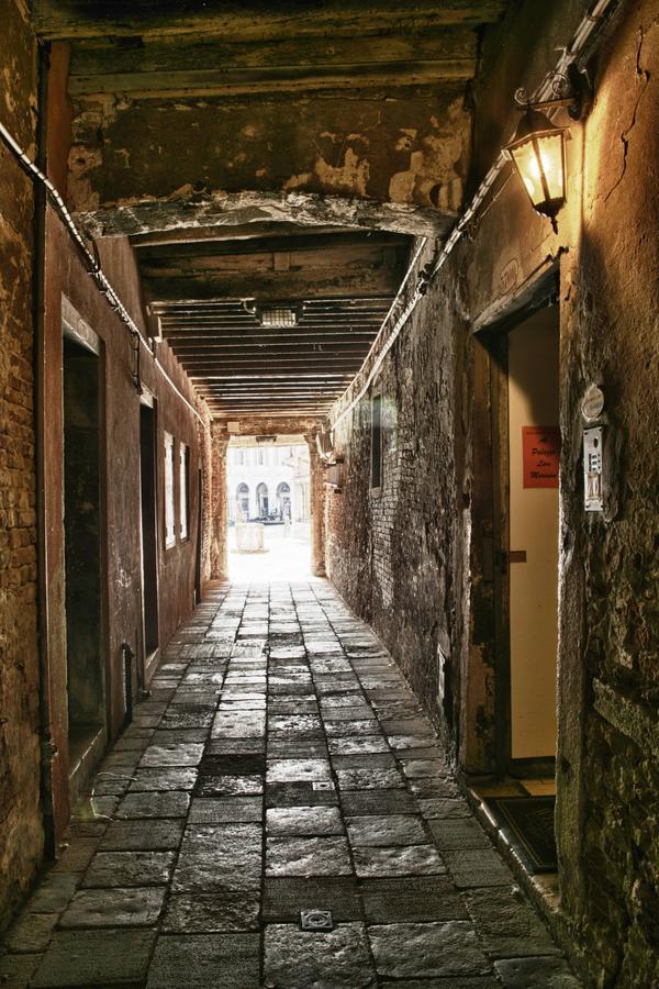 Palazzo Lion Morosini - Check In Presso Locanda Ai Santi Apostoli Βενετία Εξωτερικό φωτογραφία